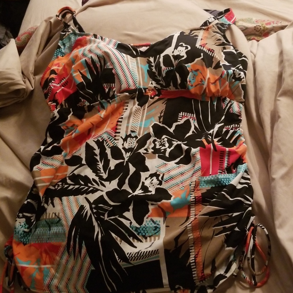 Paradise Bay swim top